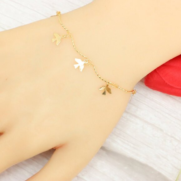 "Trendy Handmade Bracelet – A Thoughtful Gift for Girls & Women | UNVRC1032 - Picture 6 of 10